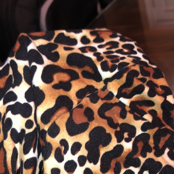 Cheetah leggings - Picture 3 of 3